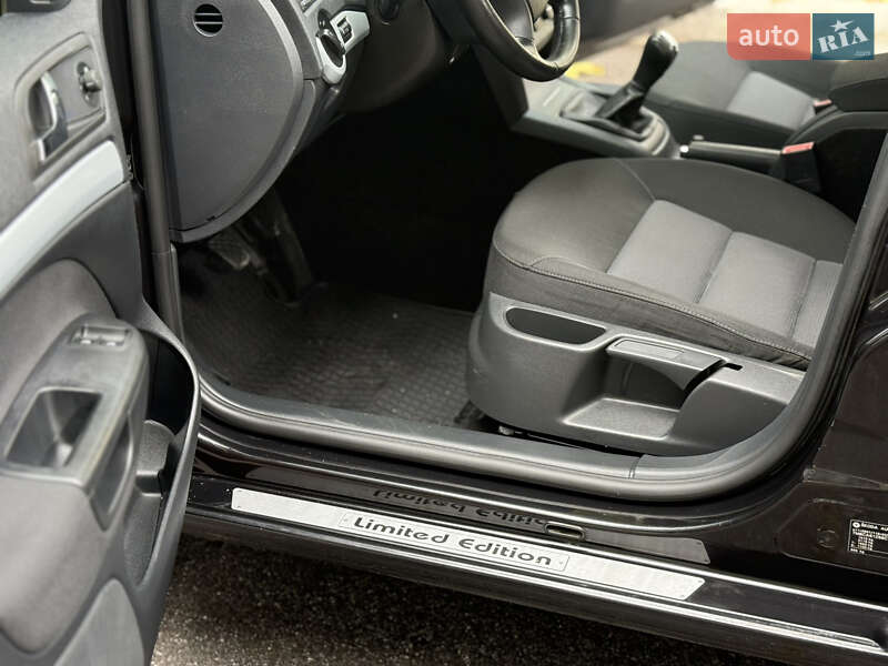 Лифтбек Skoda Octavia 2008 в Виннице