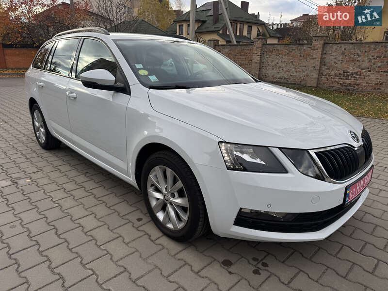 Універсал Skoda Octavia 2020 в Луцьку
