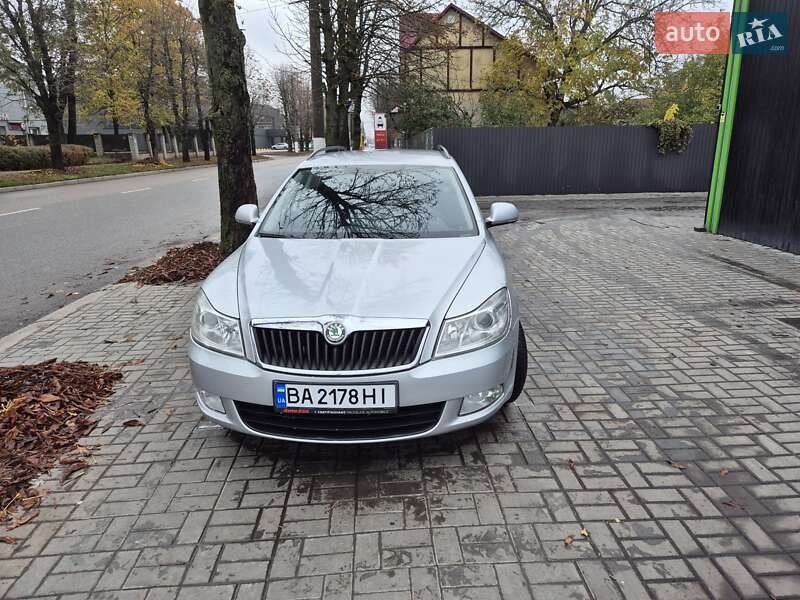 Универсал Skoda Octavia 2009 в Кропивницком фото 2 Универсал Skoda Octavia 2009 в Кропивницком