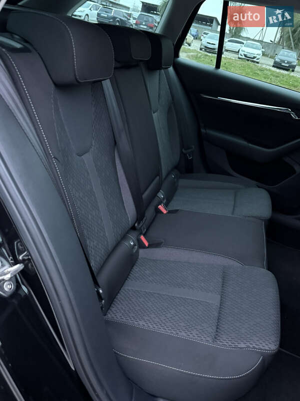 Универсал Skoda Octavia 2022 в Львове фото 54 Универсал Skoda Octavia 2022 в Львове