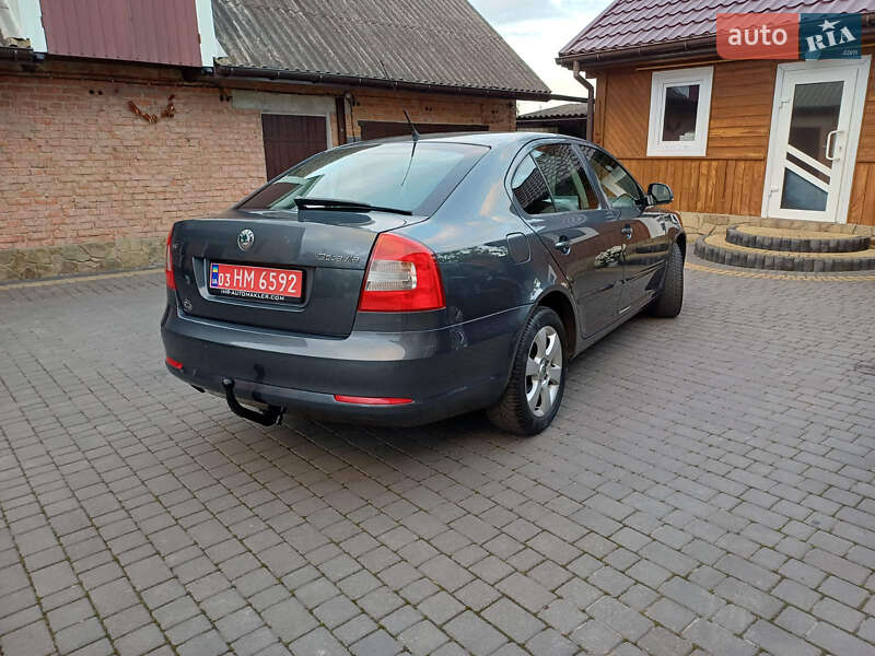 Лифтбек Skoda Octavia 2009 в Луцке