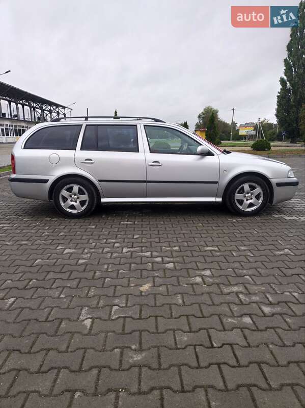 Универсал Skoda Octavia 2006 в Каменец-Подольском