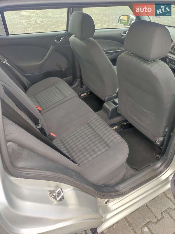 Универсал Skoda Octavia 2006 в Каменец-Подольском