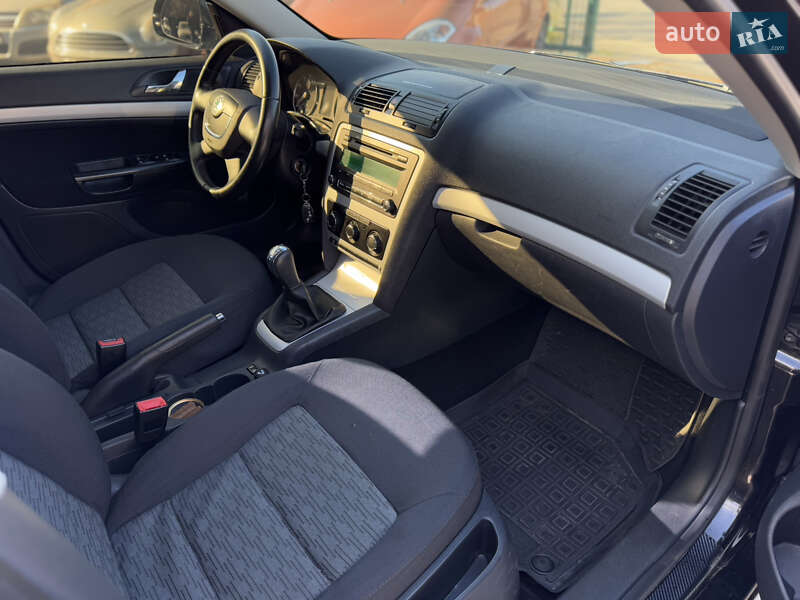 Лифтбек Skoda Octavia 2010 в Бердичеве