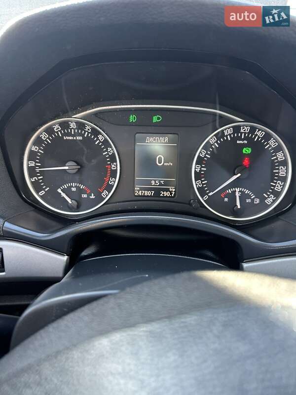 Универсал Skoda Octavia 2013 в Буске фото 11 Универсал Skoda Octavia 2013 в Буске