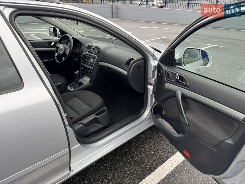 Универсал Skoda Octavia 2013 в Полтаве фото 21 Универсал Skoda Octavia 2013 в Полтаве