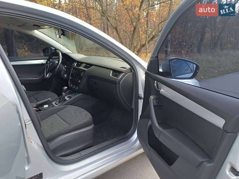 Лифтбек Skoda Octavia 2016 в Обухове