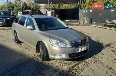 Універсал Skoda Octavia 2009 в Локачах