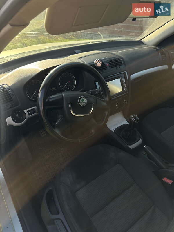 Универсал Skoda Octavia 2011 в Черновцах фото 14 Универсал Skoda Octavia 2011 в Черновцах