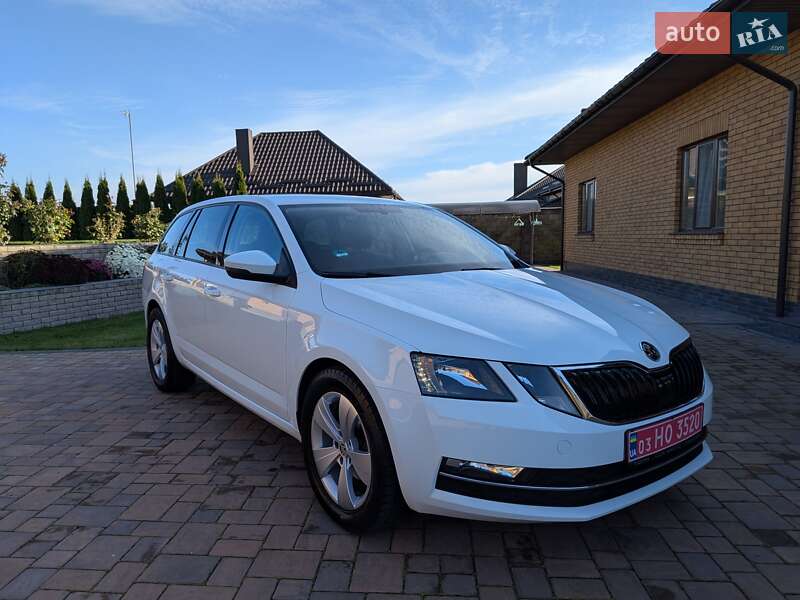 Универсал Skoda Octavia 2018 в Луцке фото 2 Универсал Skoda Octavia 2018 в Луцке