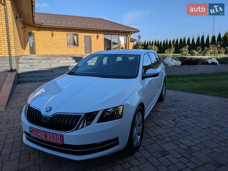 Универсал Skoda Octavia 2018 в Луцке фото 7 Универсал Skoda Octavia 2018 в Луцке