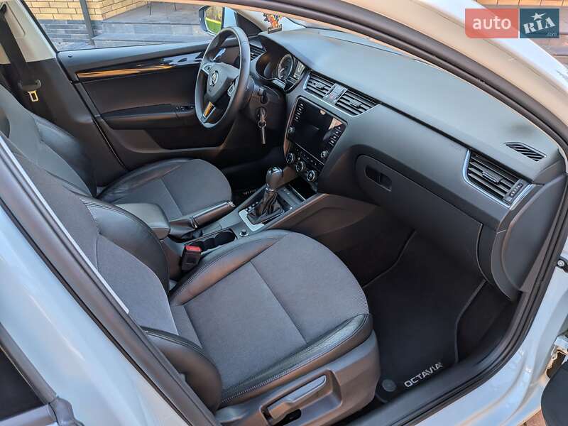 Универсал Skoda Octavia 2018 в Луцке фото 30 Универсал Skoda Octavia 2018 в Луцке