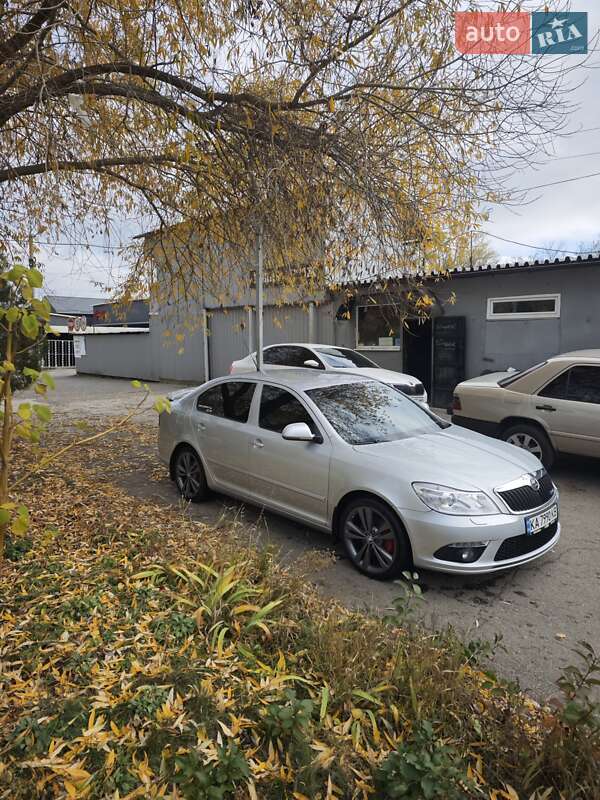 Ліфтбек Skoda Octavia 2010 в Кропивницькому