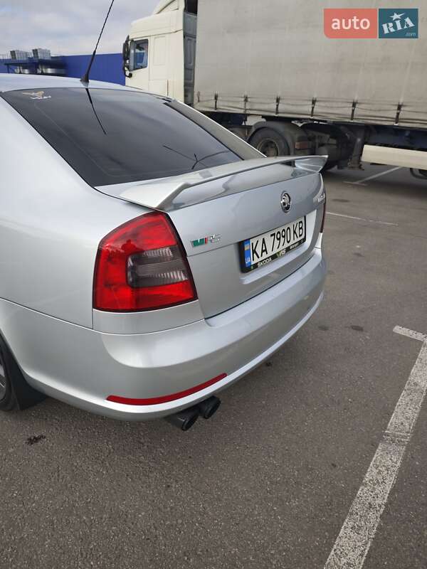 Ліфтбек Skoda Octavia 2010 в Кропивницькому