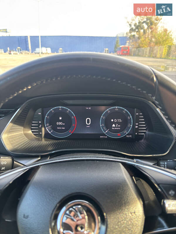 Лифтбек Skoda Octavia 2020 в Черновцах