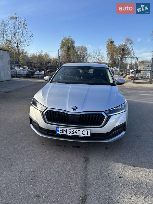 Лифтбек Skoda Octavia 2020 в Черновцах