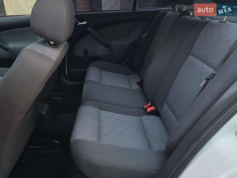 Лифтбек Skoda Octavia 2007 в Тернополе