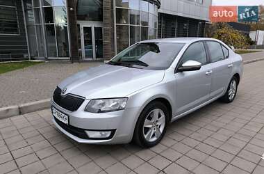 Лифтбек Skoda Octavia 2013 в Черкассах