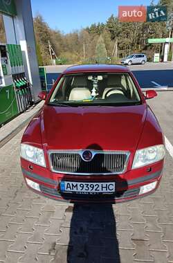 Лифтбек Skoda Octavia 2004 в Житомире