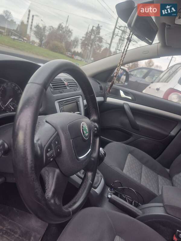 Универсал Skoda Octavia 2011 в Луцке