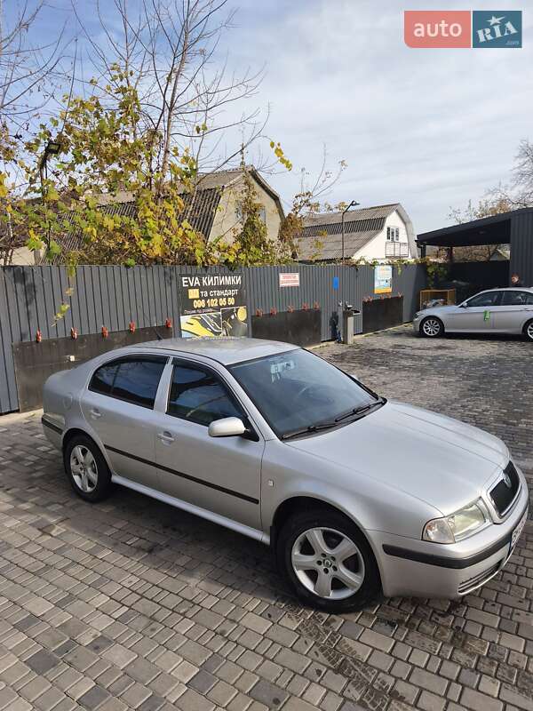 Лифтбек Skoda Octavia 2004 в Звягеле фото 3 Лифтбек Skoda Octavia 2004 в Звягеле
