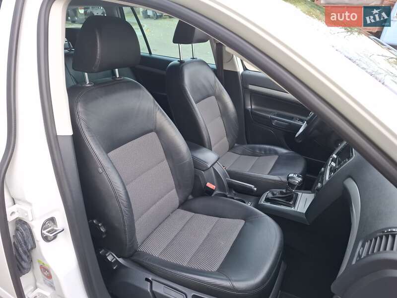 Универсал Skoda Octavia 2012 в Броварах