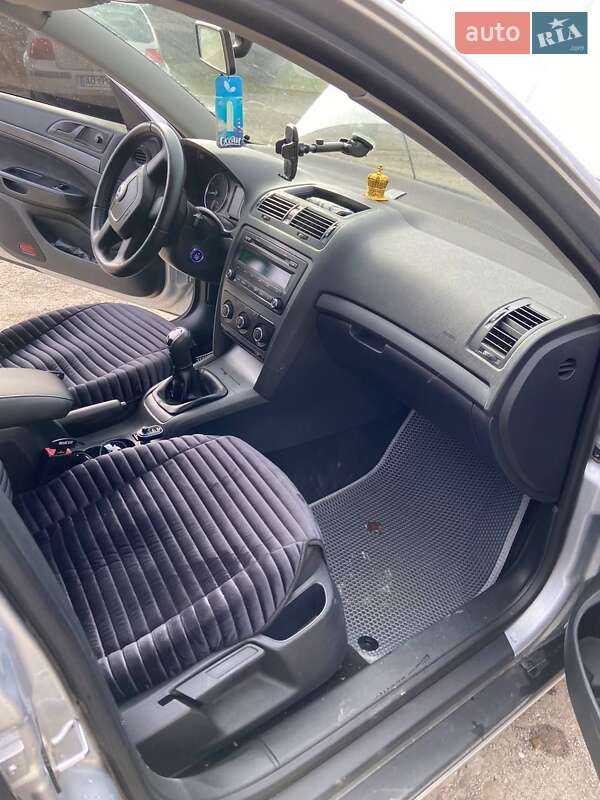 Универсал Skoda Octavia 2011 в Черной Тисе фото 3 Универсал Skoda Octavia 2011 в Черной Тисе