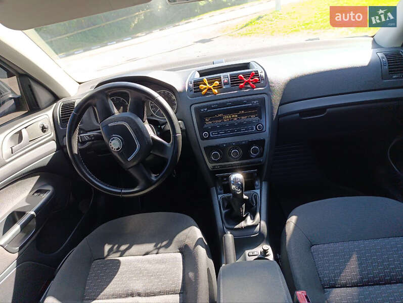Лифтбек Skoda Octavia 2010 в Галиче фото 14 Лифтбек Skoda Octavia 2010 в Галиче