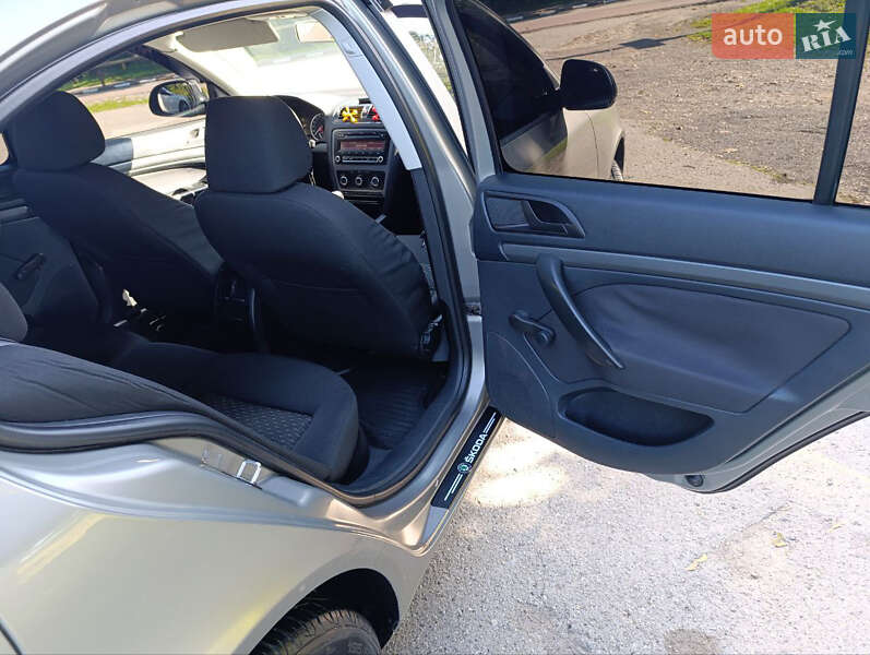 Лифтбек Skoda Octavia 2010 в Галиче фото 17 Лифтбек Skoda Octavia 2010 в Галиче
