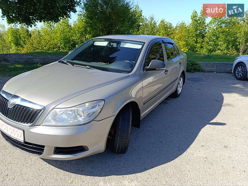 Лифтбек Skoda Octavia 2010 в Галиче фото 28 Лифтбек Skoda Octavia 2010 в Галиче