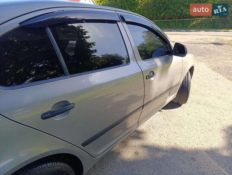 Лифтбек Skoda Octavia 2010 в Галиче фото 31 Лифтбек Skoda Octavia 2010 в Галиче