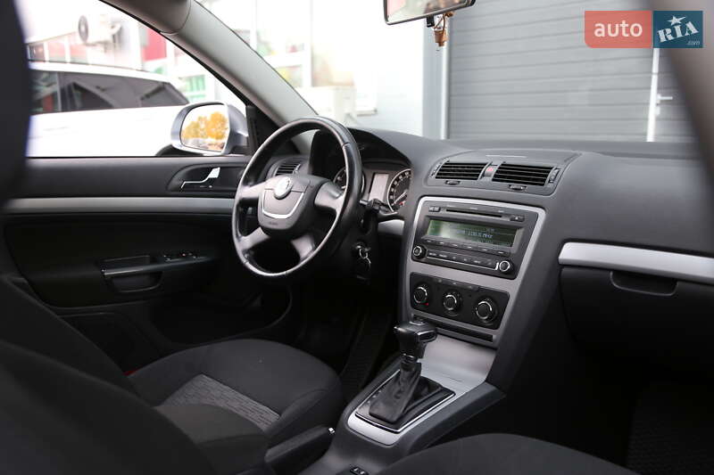 Ліфтбек Skoda Octavia 2012 в Києві фото 13 Ліфтбек Skoda Octavia 2012 в Києві