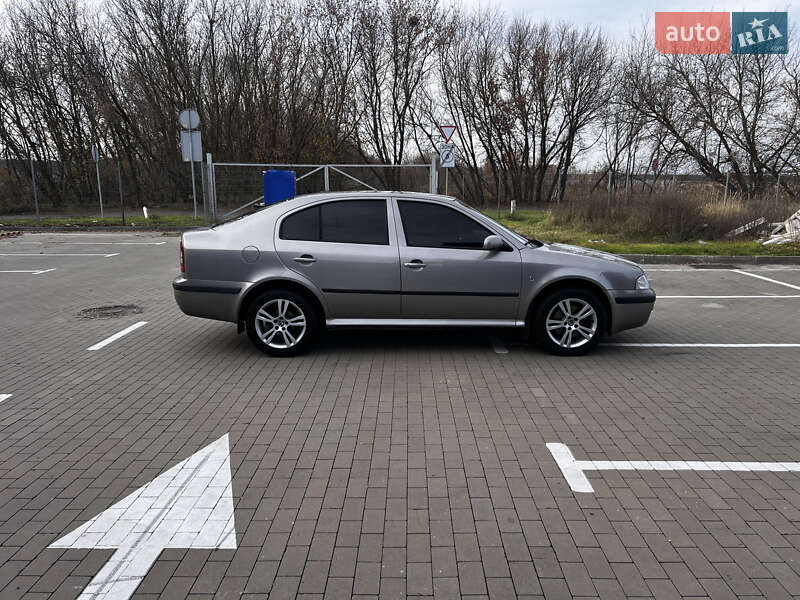 Лифтбек Skoda Octavia 2008 в Киеве