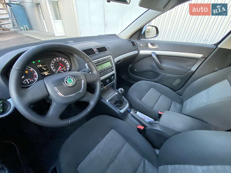 Лифтбек Skoda Octavia 2009 в Киеве фото 26 Лифтбек Skoda Octavia 2009 в Киеве