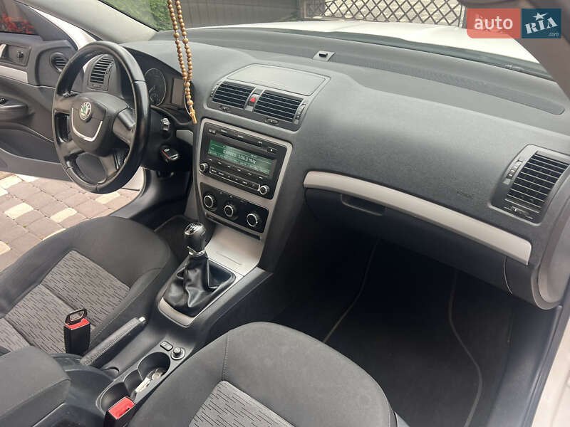 Лифтбек Skoda Octavia 2012 в Мукачево фото 41 Лифтбек Skoda Octavia 2012 в Мукачево