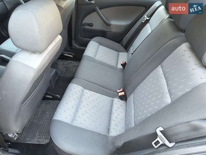 Лифтбек Skoda Octavia 2008 в Нововолынске фото 13 Лифтбек Skoda Octavia 2008 в Нововолынске