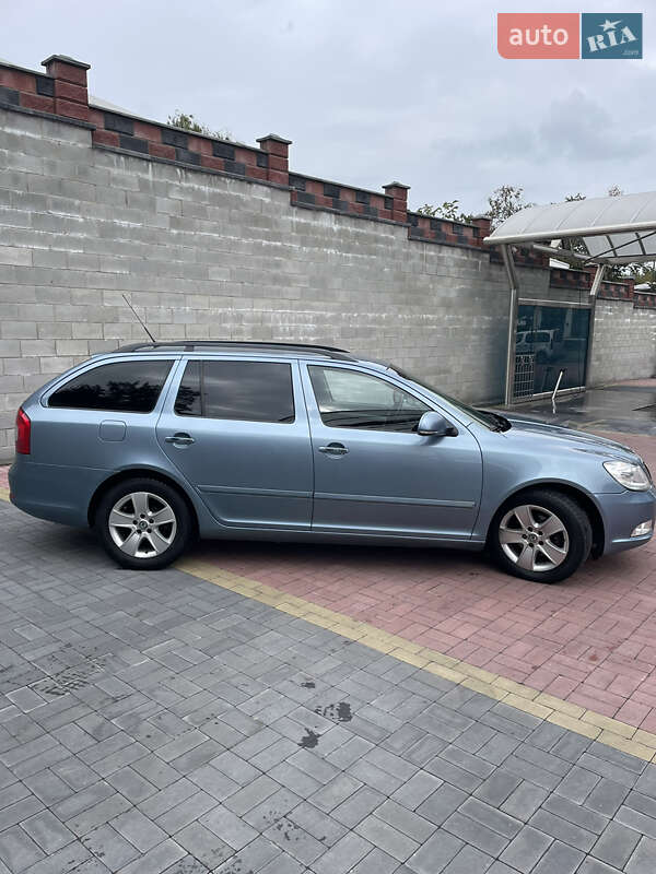 Универсал Skoda Octavia 2010 в Ровно фото 3 Универсал Skoda Octavia 2010 в Ровно