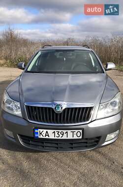 Универсал Skoda Octavia 2012 в Мироновке