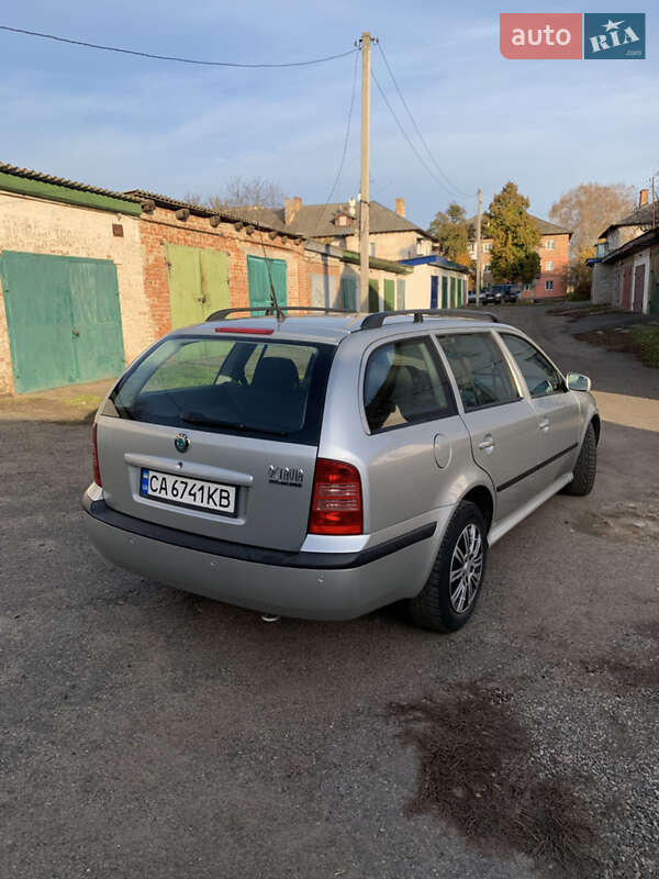 Универсал Skoda Octavia 2007 в Каменке