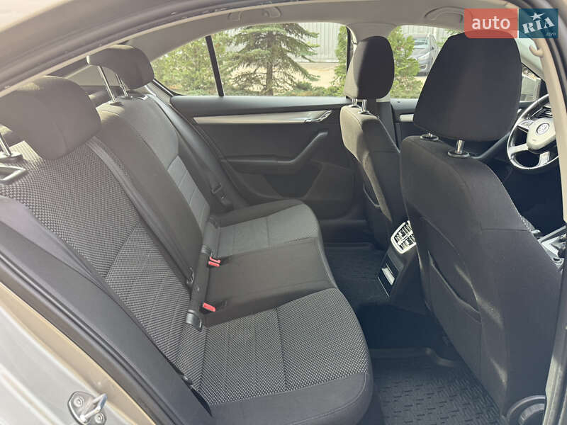 Лифтбек Skoda Octavia 2013 в Киеве