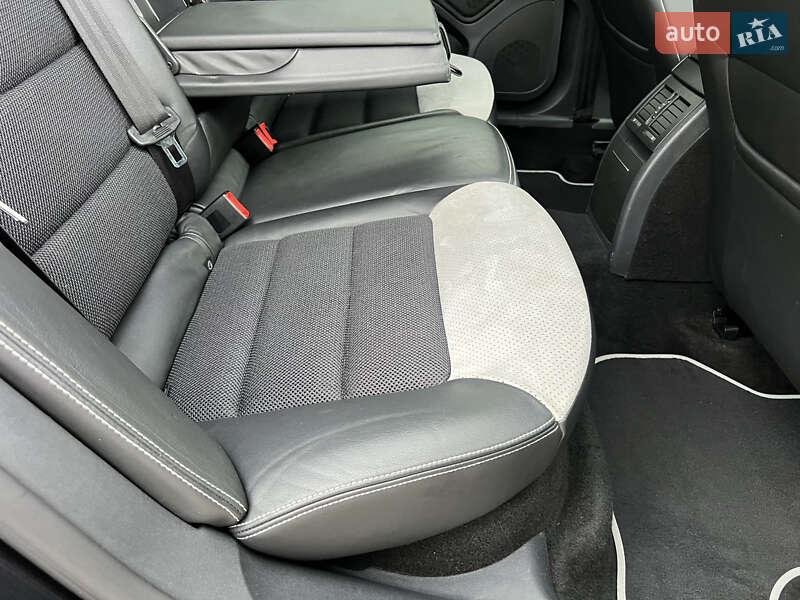 Универсал Skoda Octavia 2010 в Луцке