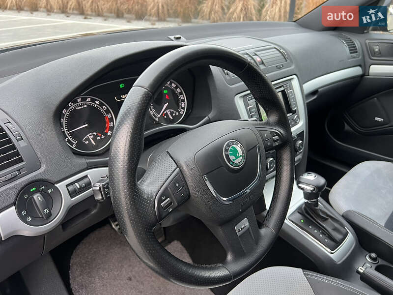 Универсал Skoda Octavia 2010 в Луцке