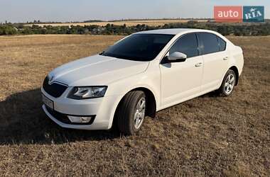 Лифтбек Skoda Octavia 2016 в Краматорске