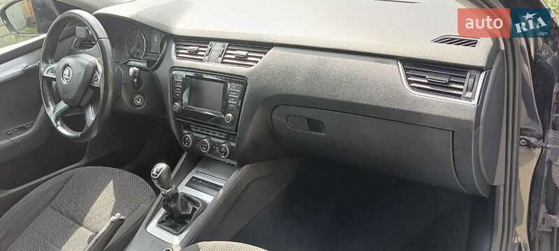 Универсал Skoda Octavia 2014 в Черкассах