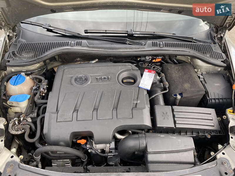 Универсал Skoda Octavia 2010 в Вознесенске