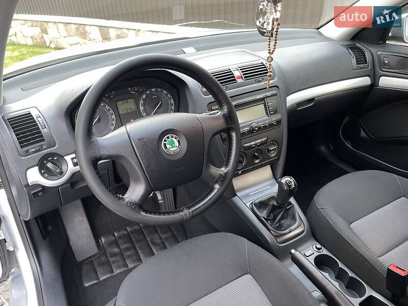 Лифтбек Skoda Octavia 2008 в Тернополе