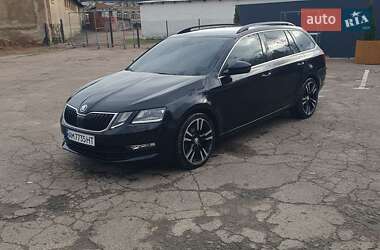 Универсал Skoda Octavia 2017 в Коростене