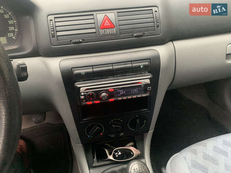 Универсал Skoda Octavia 1999 в Житомире