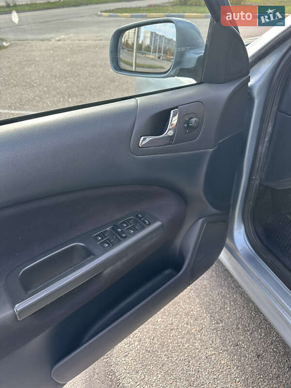 Лифтбек Skoda Octavia 2002 в Харькове фото 4 Лифтбек Skoda Octavia 2002 в Харькове