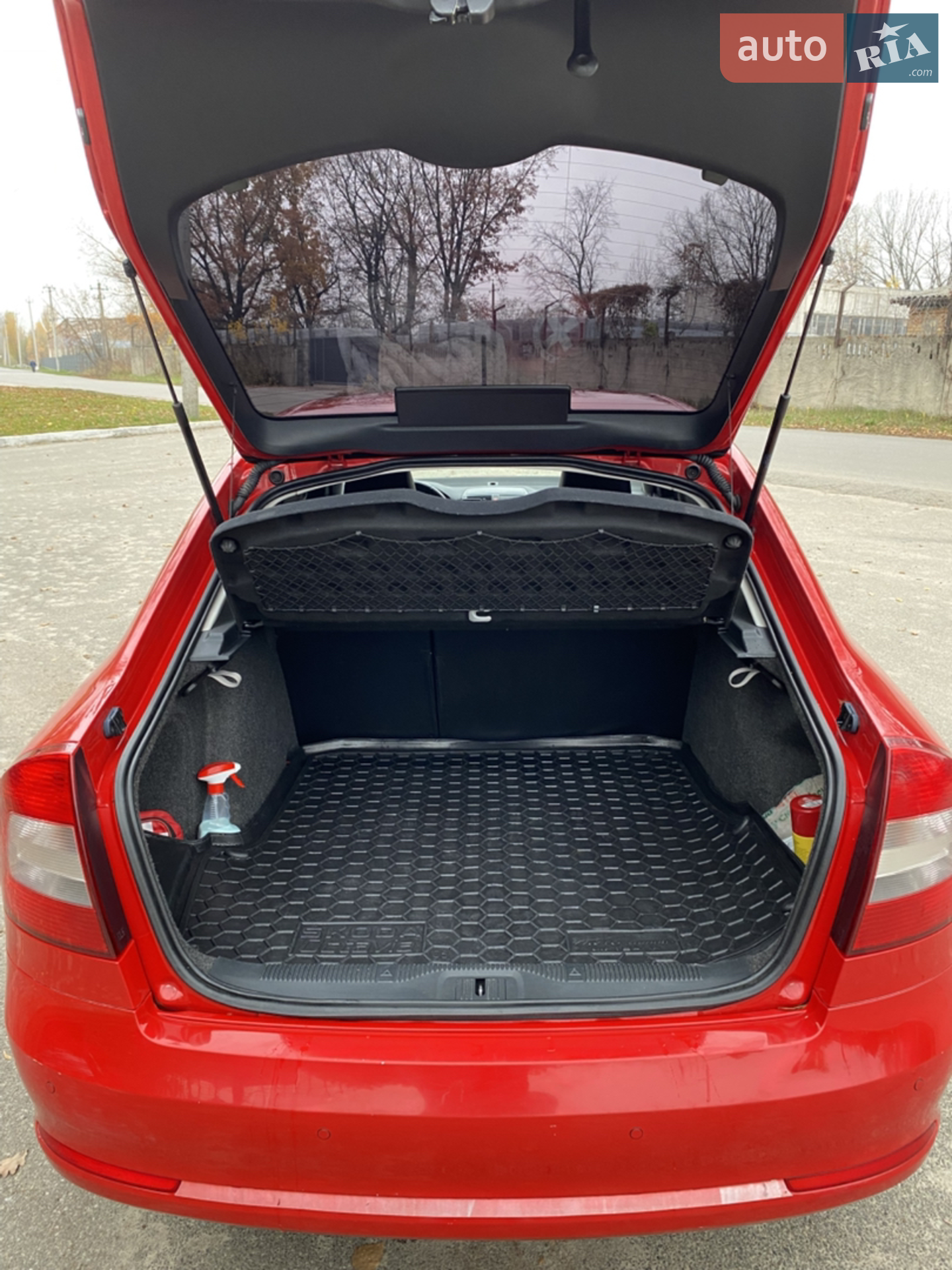 2010 Skoda Octavia - мініатюра 13